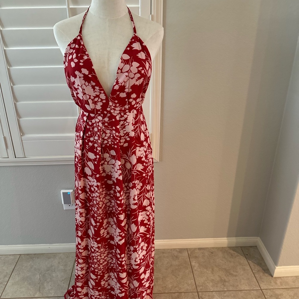 Red halter dress new with tags Fflmyuhulu  size small